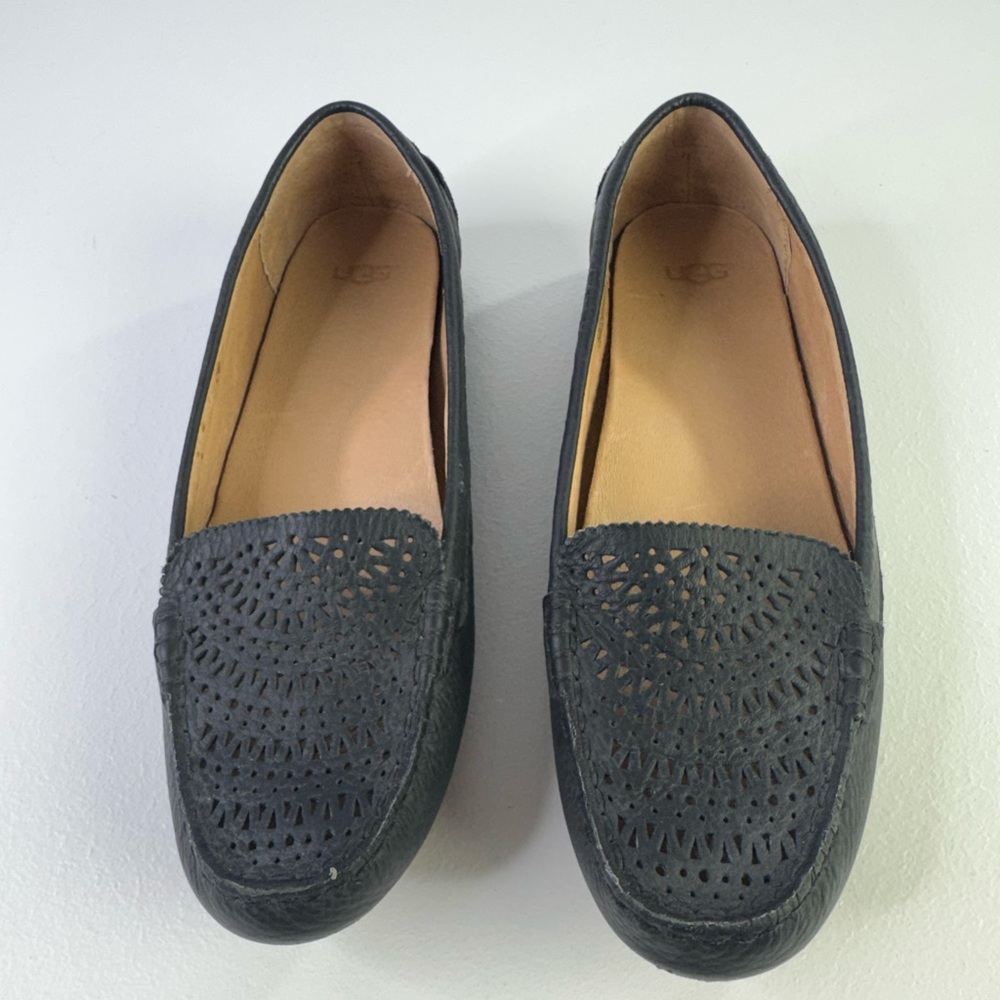 UGG Clair Black Perforated Leather Moccasin Comfort Slip On Shoes Sz 7.5